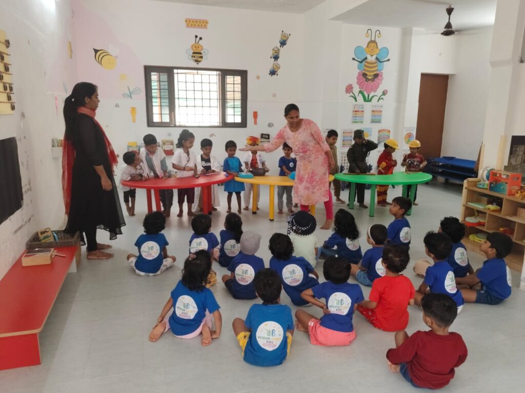 preschool in thoraipakkam classroom activity